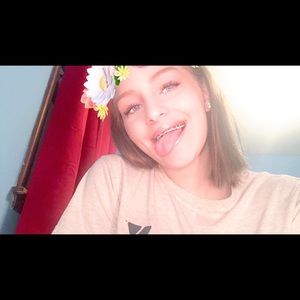 Meet your Posher, Kenzie